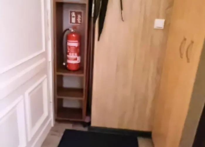 Pensión Albert Rooms