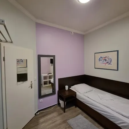Albert Rooms *