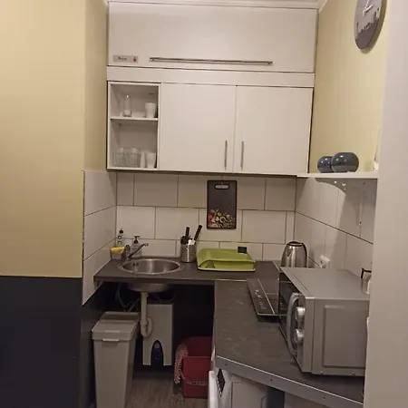 Albert Rooms בית הארחה 3*