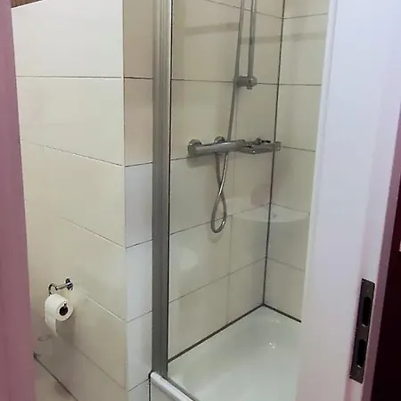 Albert Rooms Гостевой дом *