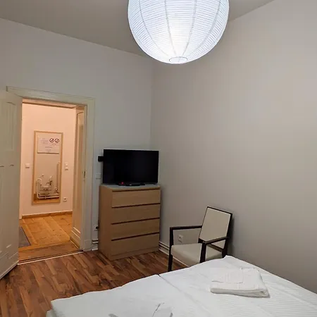 Albert Rooms Берлин