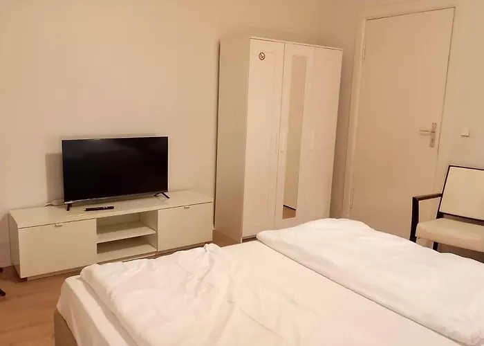 ゲストハウス Albert Rooms