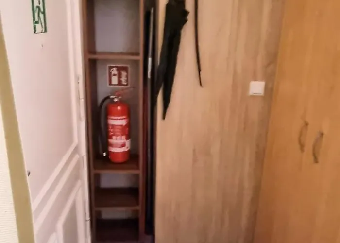 Albert Rooms בית הארחה