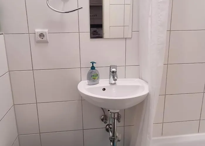 Albert Rooms בית הארחה 3*