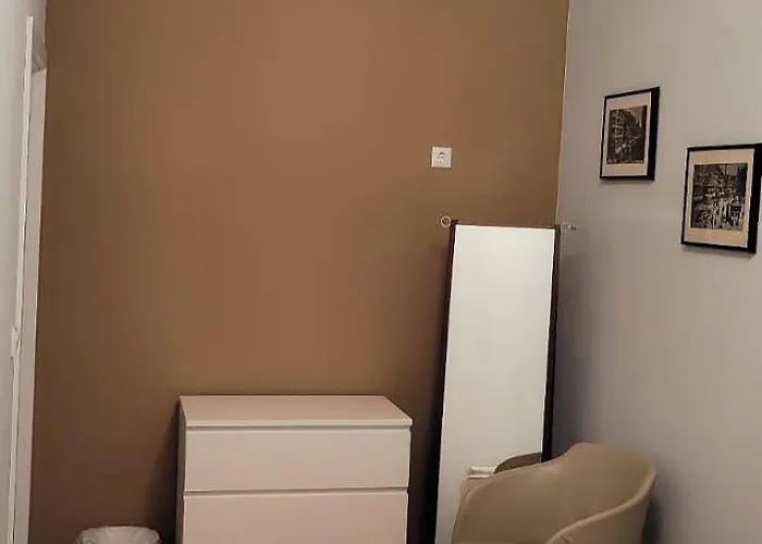 בית הארחה Albert Rooms ברלין