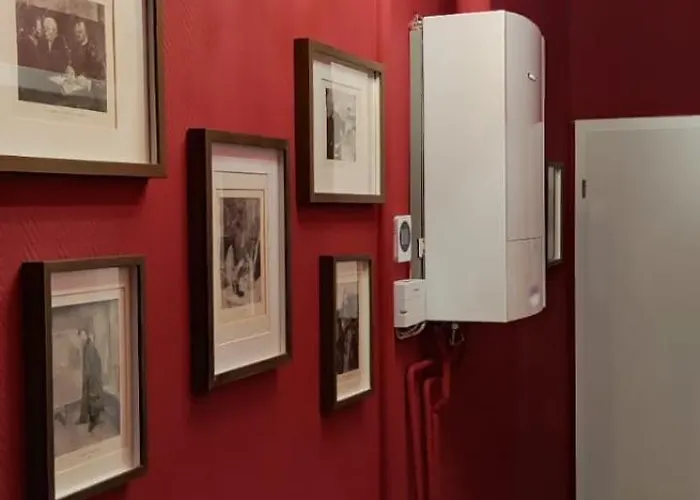 בית הארחה Albert Rooms