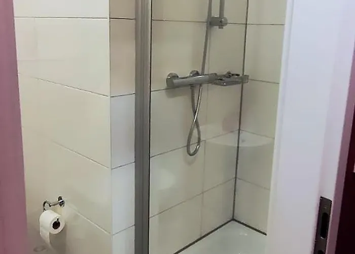 Albert Rooms בית הארחה 3*