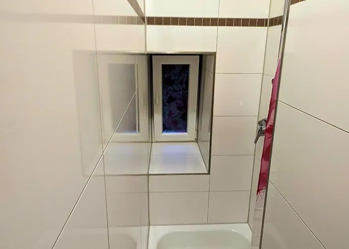 Albert Rooms 3* ברלין