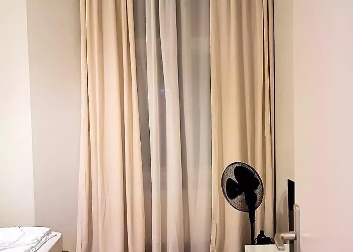 Albert Rooms 3* ברלין